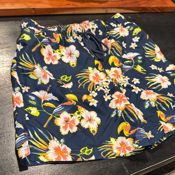 4/$15 Men’s Tropical Swim Shorts- Men’s Small (28-30) - Picture 2 of 7